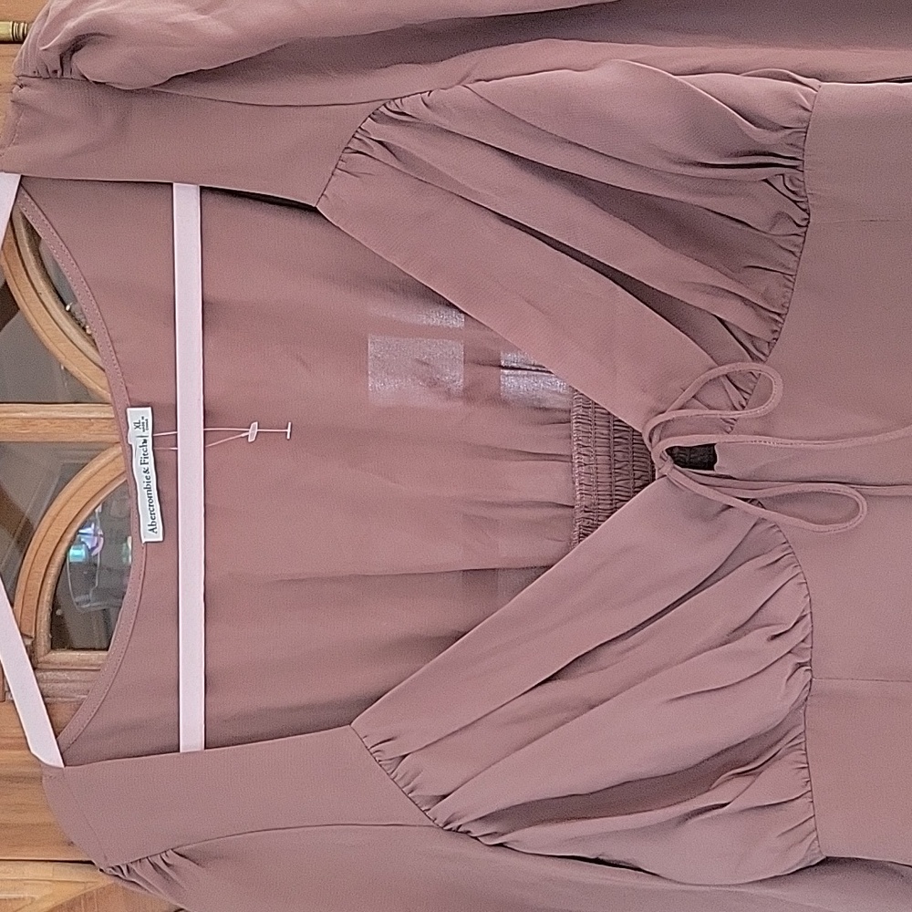 Abercrombie Blouse - Picture 2 of 5